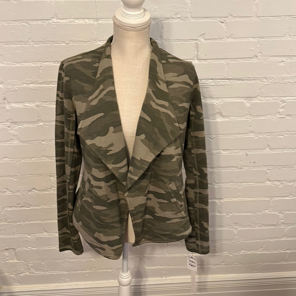NWT CASLON open front camouflage cardigan